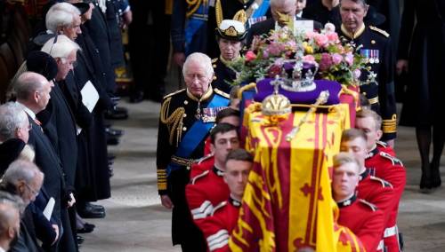 Slavne osobe koje su nas napustile 2022.