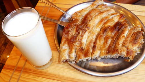 Slavonka osuđena jer je digla cijenu bureka i jogurta