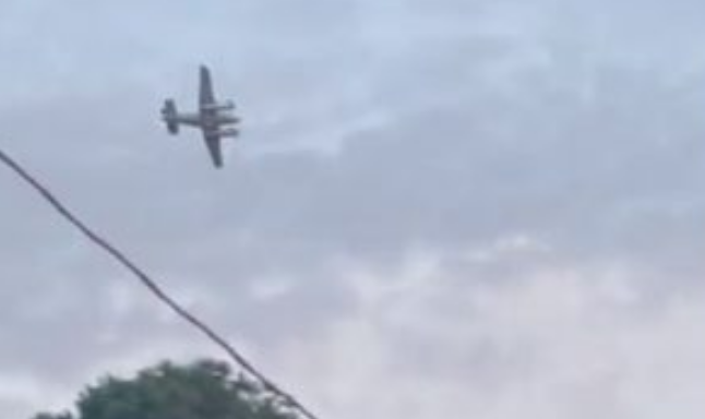 Sletio avion čiji je pilot prijetio da će se zabiti u trgovački centar