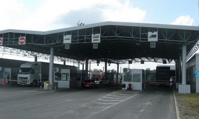 Sljedeća tri dana granični prijelazi prema Srbiji zatvoreni za putnički promet