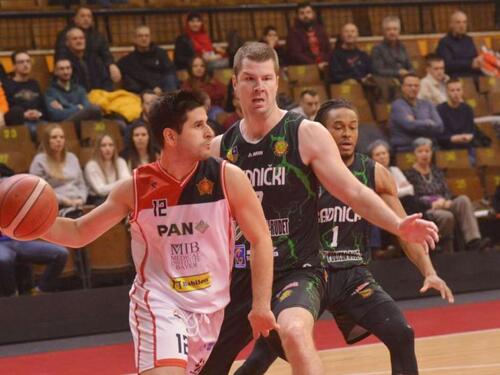 Sloboda savladala Radnički u Tuzli, nevjerovatna partija Čampare