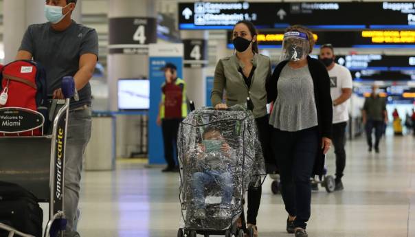 Slovačka pooštrava pravila karantene za putnike