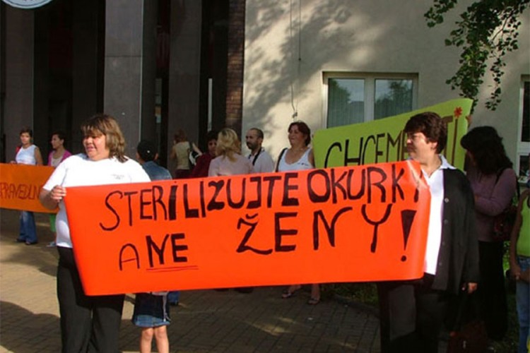 Slovačka se izvinila zbog prisilne sterilizacije Romkinja