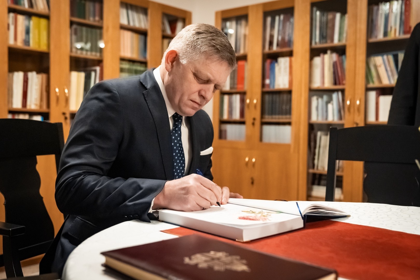 Slovački premijer Fico: Idem u Moskvu uprkos prijetnjama iz Brisel