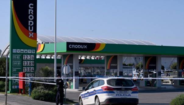 Slovenac se zabarakadirao na pumpi i pucao na policiju