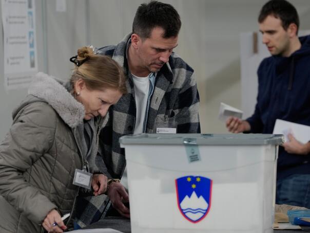 Slovenci danas na četiri referenduma: Hoće li Bosanci moći glasati?