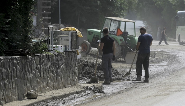 Slovenija: Građani čiste objekte nakon poplava