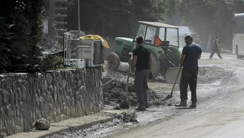 Slovenija: Građani čiste objekte nakon poplava