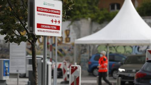Slovenija: Karantena nakon prelaza granice neće se skratiti testiranjem