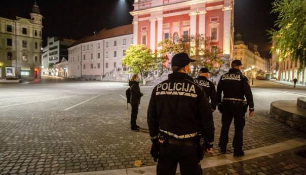 Slovenija: Kažnjavanje za nenošenje maski bez pravnog temelja