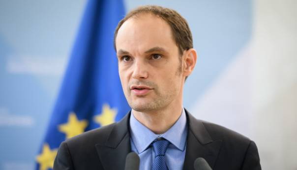 Slovenija neće reagirati na 'provokacije' iz Mađarske i Italije