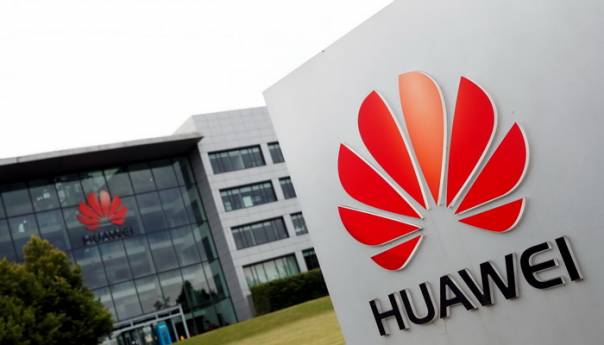 Slovenija planira Huawei proglasiti 'visokorizičnim dobavljačem'