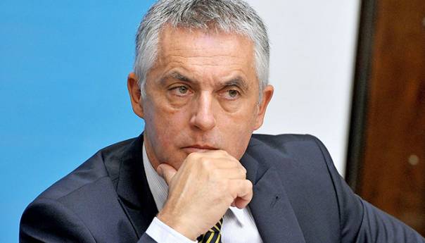 Sloveniju brine porast dnevnih zaraza u Hrvatskoj