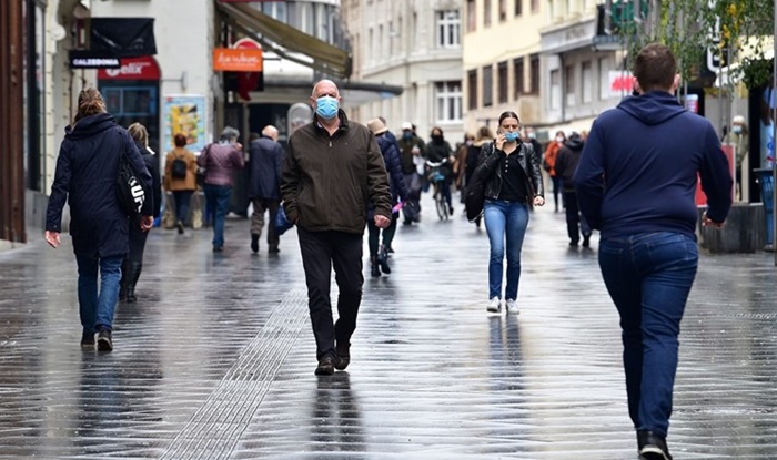 Slovenska vlada popustila i donijela nove mjere za održavanje javnih skupova