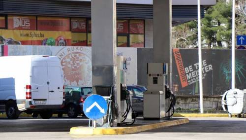 Slovenska vlada smanjuje cijenu dizela na autocestama