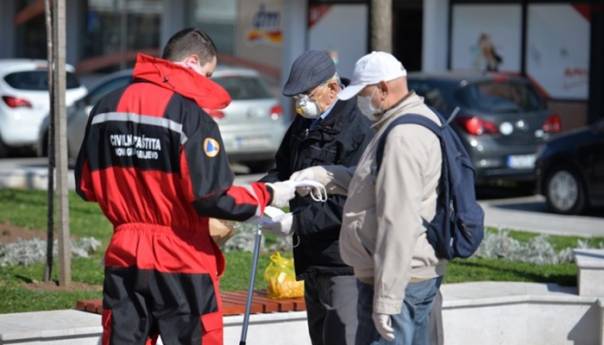 Služba civilne zaštite Novi Grad penzionerima podijelila 3.500 maski