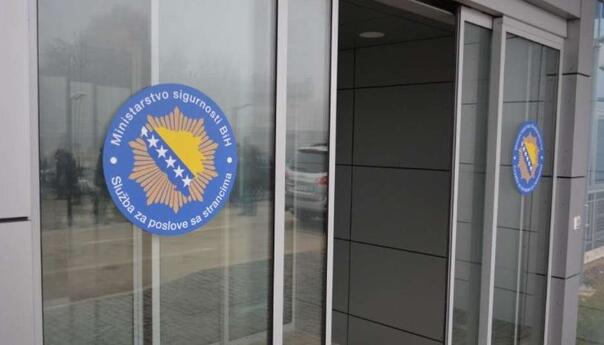 Služba za poslove sa strancima protjerala Rusa i Alžirca zbog povezanosti sa terorizmom