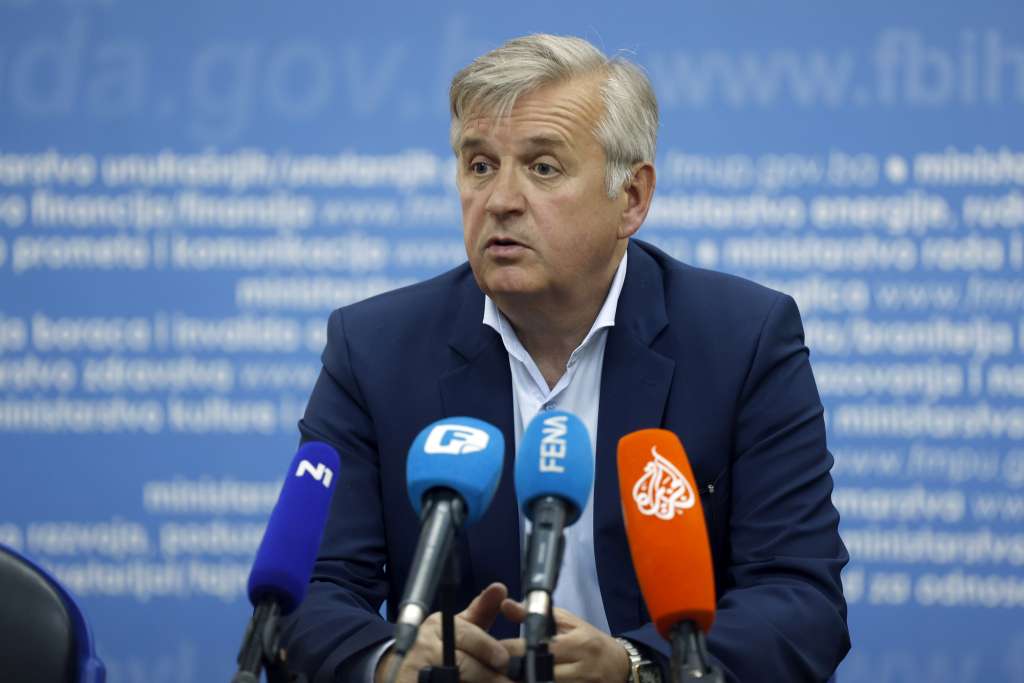 Smailbegović: Stimulativnom cjenovnom politikom povećati promet na autoputu