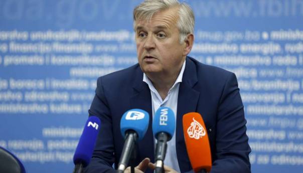 Smailbegović: Stimulativnom cjenovnom politikom povećati promet na autoputu