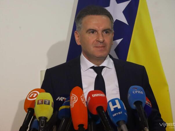 Smajić i Špago zadovoljni usvajanjem izmjena Zakona o plaćama i naknadama u institucijama BiH