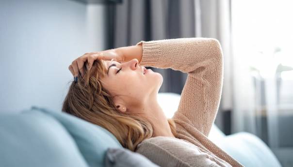 Smanjena lista simptoma koronavirusa, sad ih je samo 12