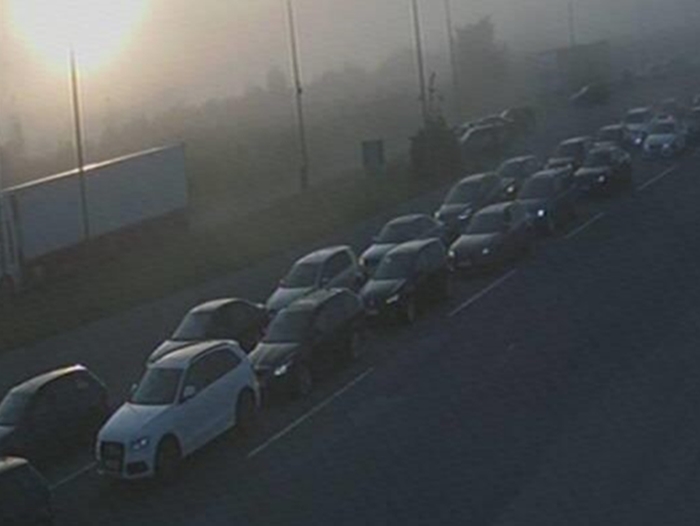 Smanjena vidljivost zbog magle, kolone na dva granična prelaza