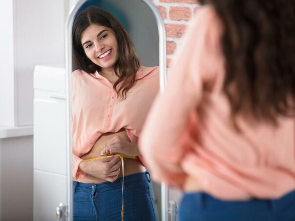 Smanjite struk za 30 dana: Dokazani trikovi bez gladovanja i stresa