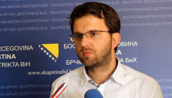 Smijenjen gradonačelnik Brčkog Esed Kadrić