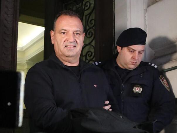 Smijenjeni hrvatski ministar tražio pravo na '6+6' platu, Vlada: Odobrit ćemo