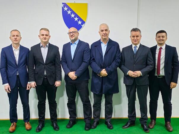 Smijenjeno rukovodstvo Skupštine, slijedi smjena Vlade USK