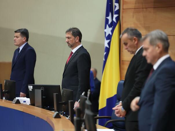 Smjena Čavare i imenovanje glavnog pregovarača ipak na narednoj sjednici