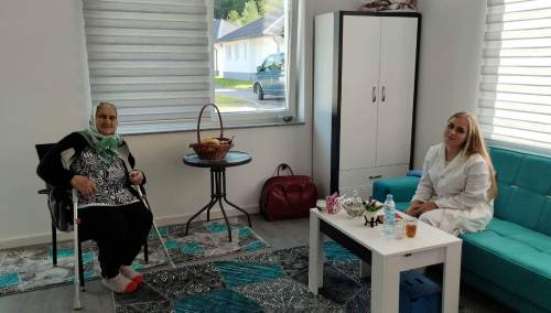 Smještene prve majke Srebrenice u Dom za starija lica 'Hatidža Mehmedović'