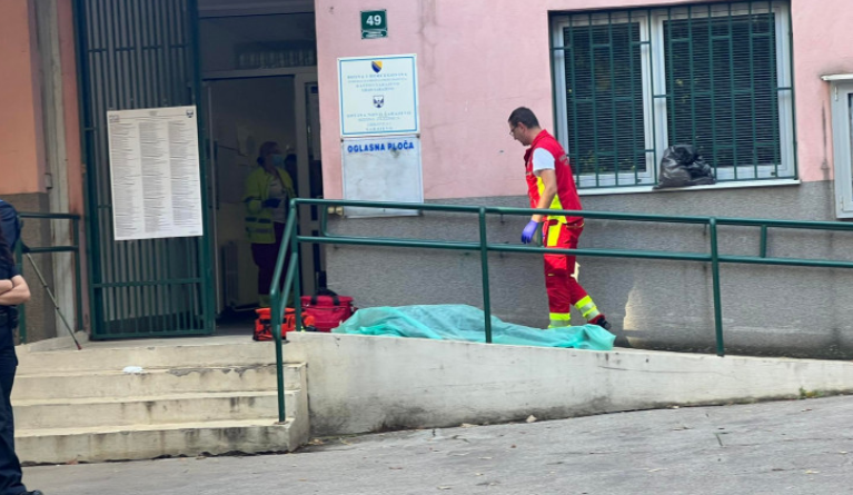 Smrtni slučaj na biračkom mjestu u Sarajevu