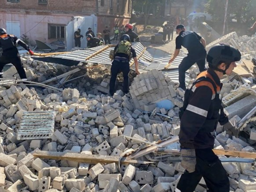 Smrtonosni ruski napad na bolnicu u Ukrajini, osmero mrtvih