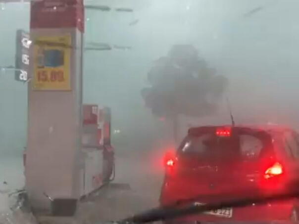 Snažna oluja u dijelu Njemačke: Vjetar srušio šator, tridesetak povrijeđenih