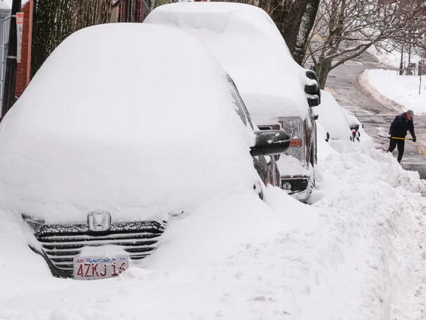 Snažna zimska oluja paralizovala SAD: Najmanje 30 mrtvih