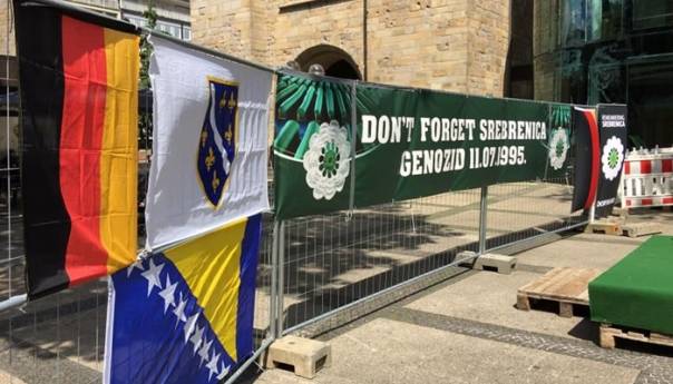 Snažne poruke iz Dortmunda: Genocid u Srebrenici ne smije se zaboraviti!