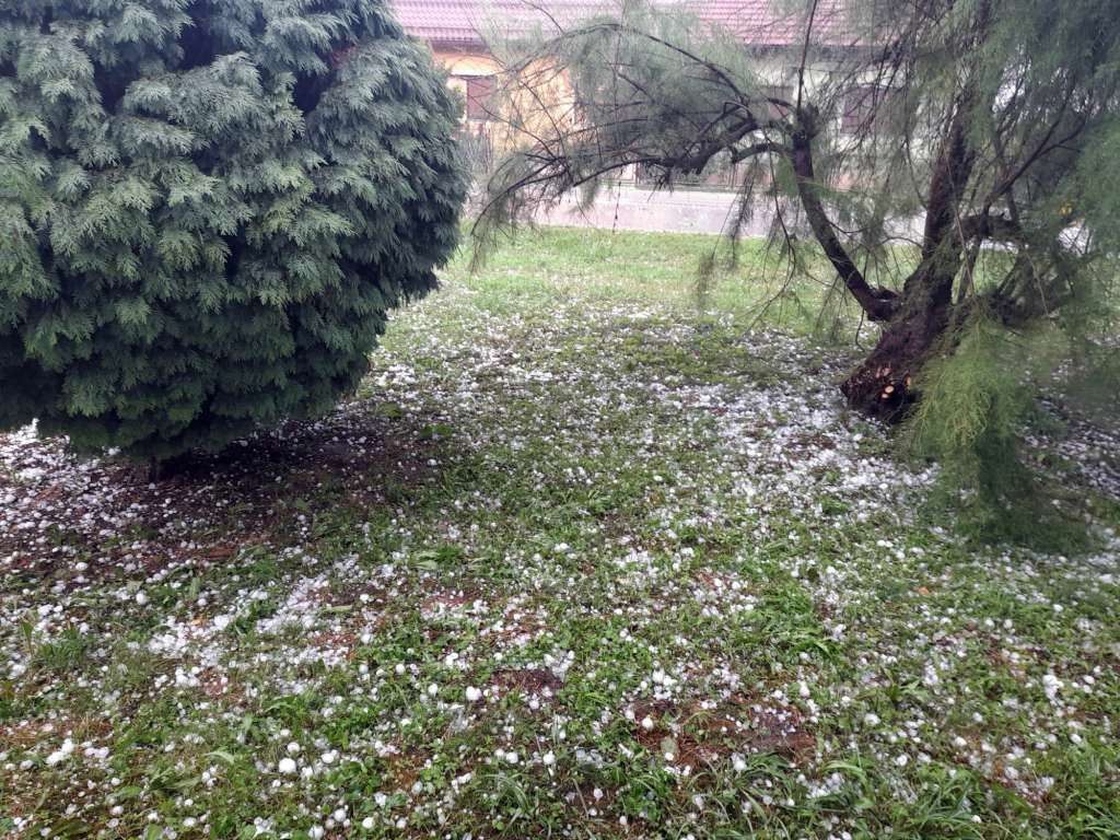 Snažno nevrijeme i na sjeveru Hrvatske uzrokovalo oštećenja na objektima