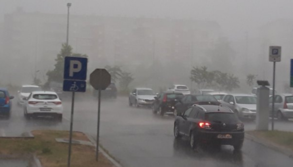 Snažno nevrijeme zahvatilo sjeverne dijelove BiH