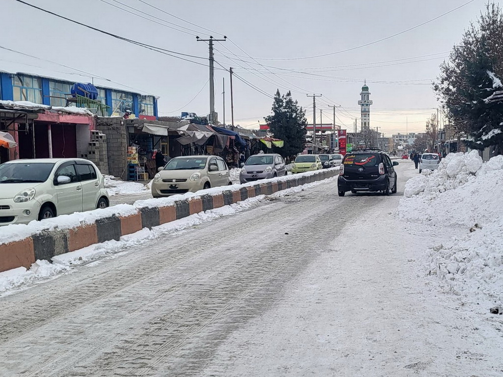 Snijeg i obilne kiše u Afganistanu u protekla tri dana usmrtile 61 osobu