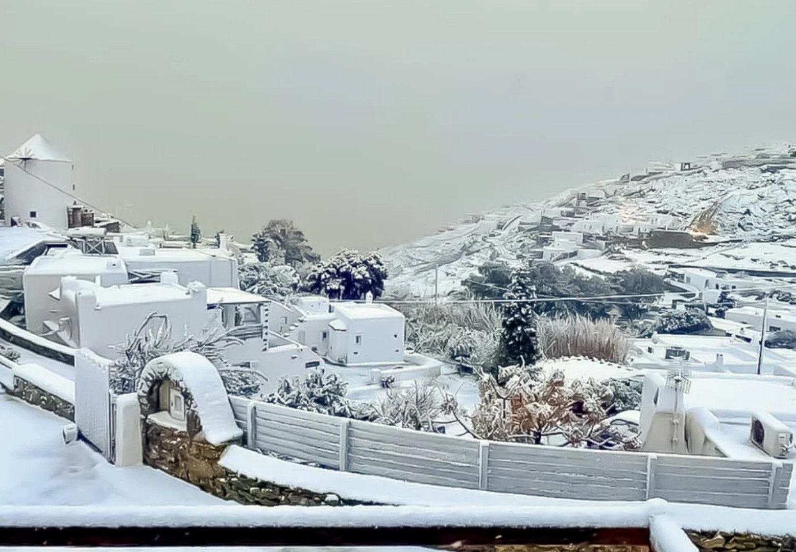 Snijeg izazvao haos u Grčkoj