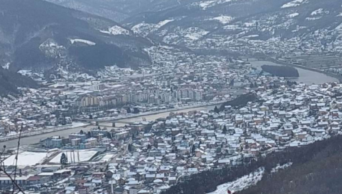Snijeg uzrokovao prekide na putevima i u snabdijevanju električnom energijom u BPK