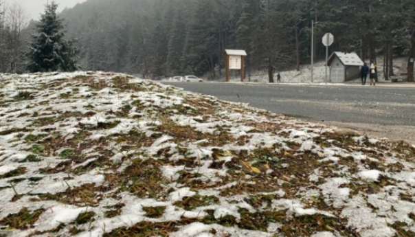 Snijeg zabijelio Trebević