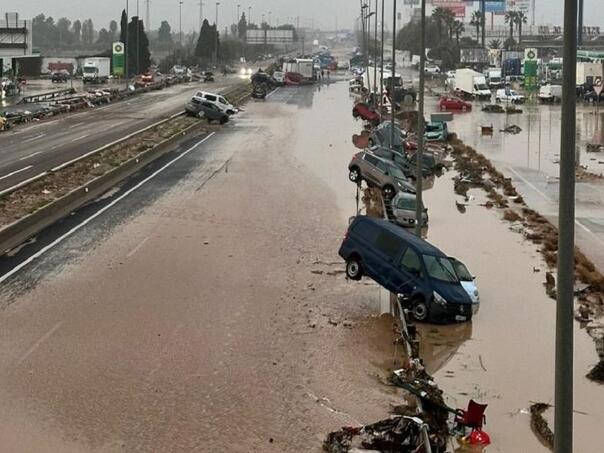 Snimak iz zraka najbolje oslikava prizore uništene Valencije nakon poplava