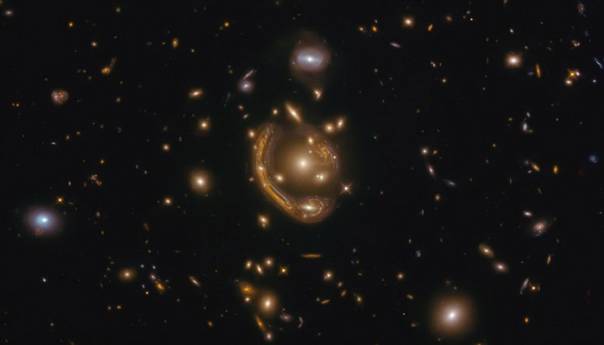 Snimljen "Einsteinov prsten", rijedak fenomen u svemiru