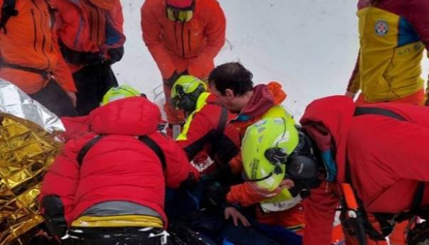Snježna lavina u Sloveniji: Povrijeđen skijaš