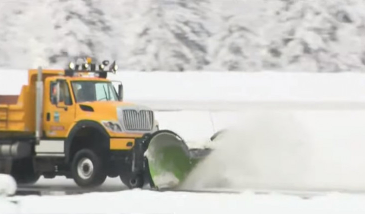 Snježne oluje jačaju na istoku SAD-a, upozorenja o ekstremnim uslovima pogađaju milione ljudi