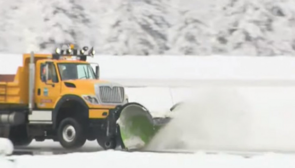 Snježne oluje jačaju na istoku SAD-a, upozorenja o ekstremnim uslovima pogađaju milione ljudi