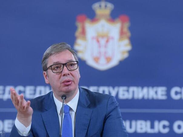 SNS je razbijen, Vučić lažima o ostavci skreće fokus!