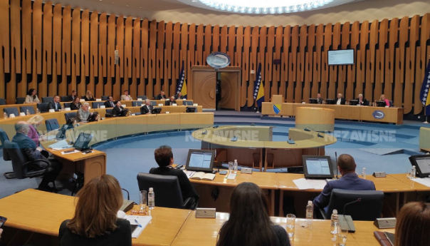 SNSD i HDZ opet glasali protiv osude ruske agresije na Ukrajinu